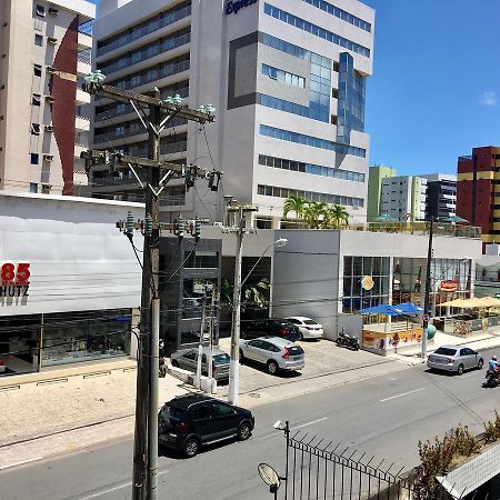 Ferias Na Praia De Ponta Verde Maceió المظهر الخارجي الصورة